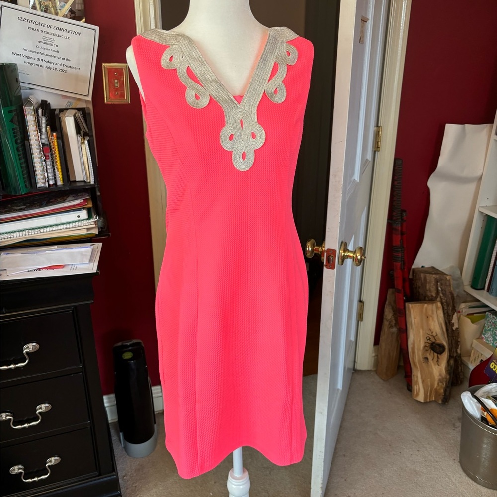 Elegant Pink Sleeveless Dress